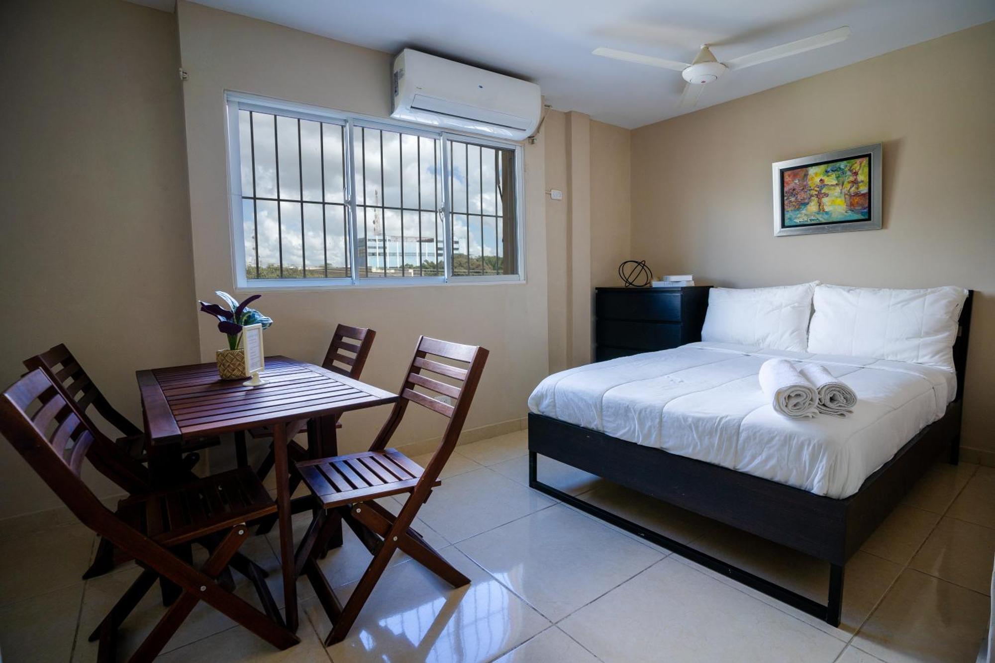 Apartamentos Roman Santo Domingo Bagian luar foto